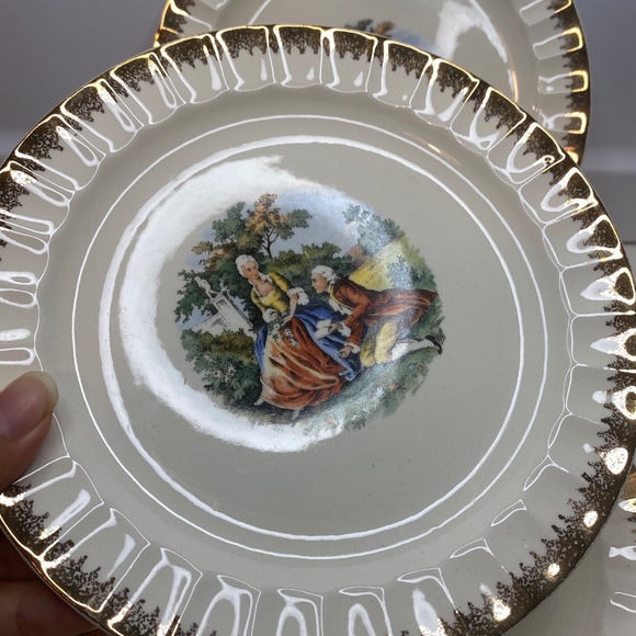 6 Cronin China Co. Salad Plates 7 1/4” Colonial Couple Gold Rim Minerva Ohio - Picture 3 of 10